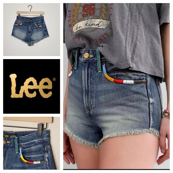Lee Pants - Lee High Rise Vintage Modern Cut-Off Embroidered Short Size 27